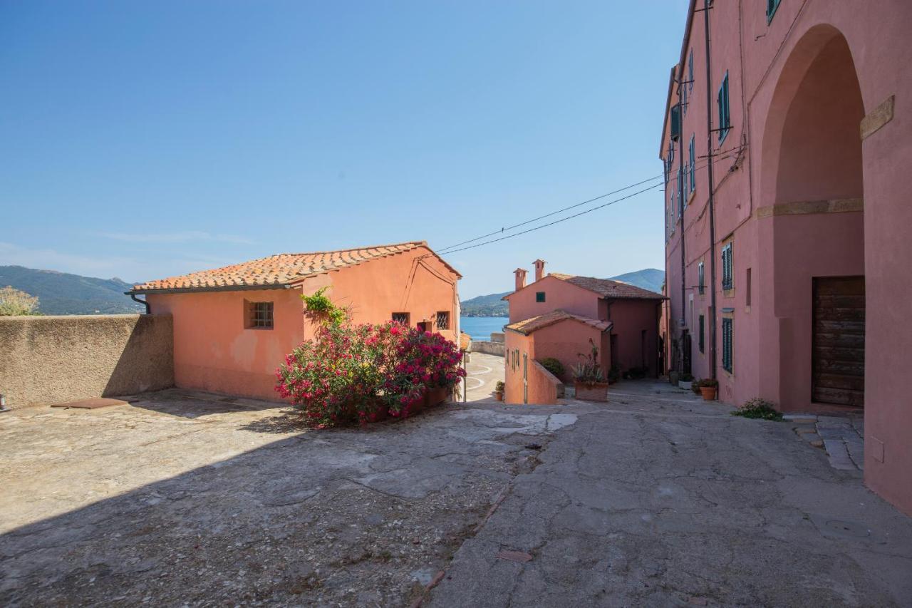 Helloelba Appartamento Il Faro Portoferraio Exteriér fotografie