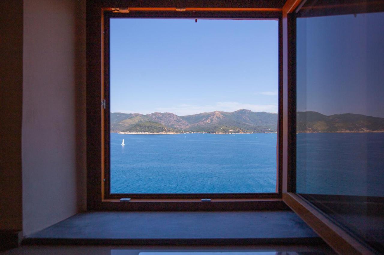 Helloelba Appartamento Il Faro Portoferraio Exteriér fotografie